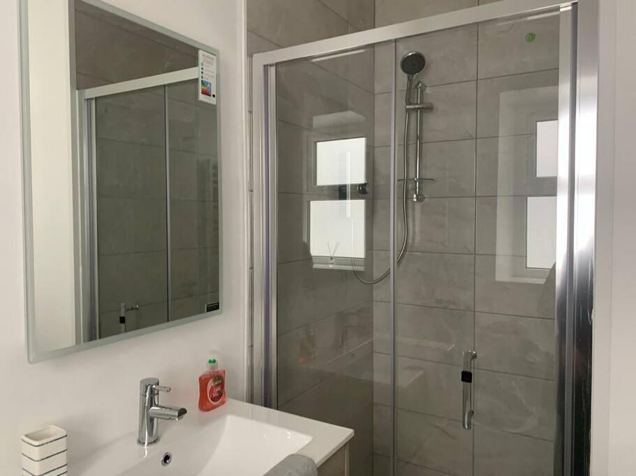 Modern Apartment With Sea Views Portrush Luaran gambar